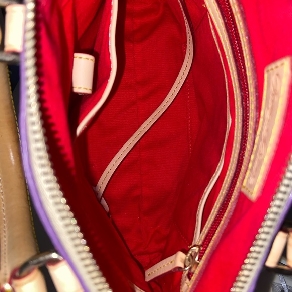 Mini Dooney&Bourke Bag. - Picture 3 of 4